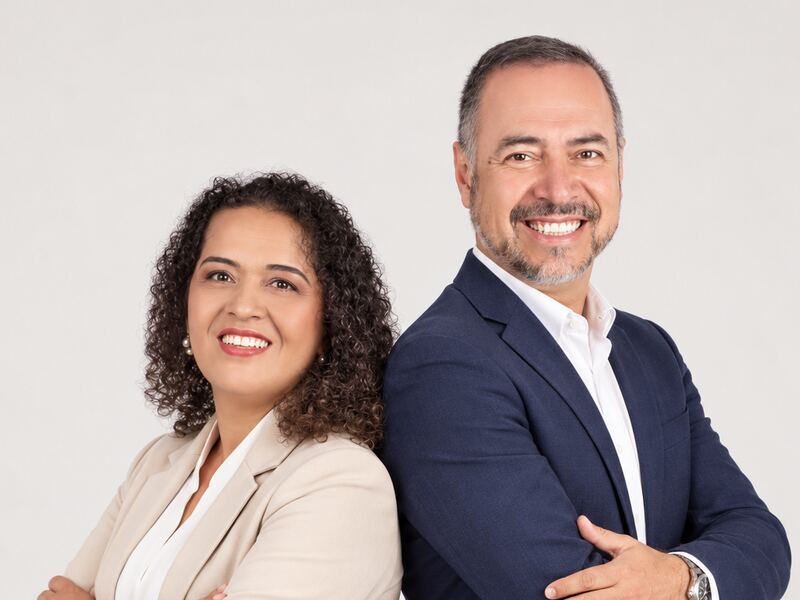 Ofir y Tere Peña